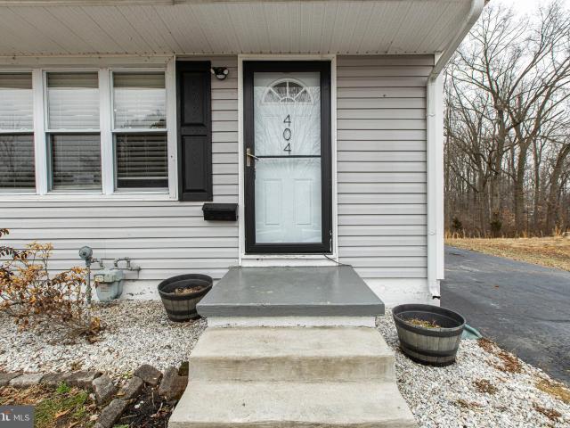404 Tamara Cir, Newark, DE 19711 | MLS #DENC2105