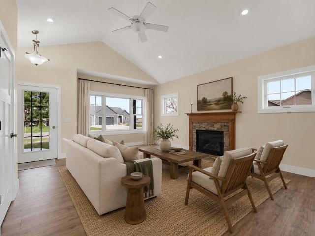 4054 Center Farm Lane