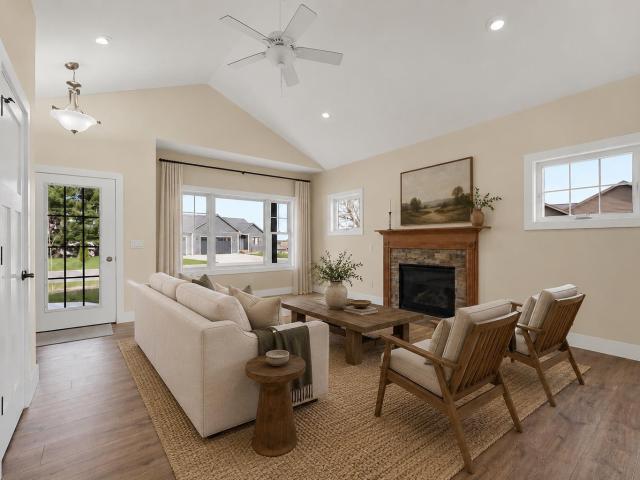 4054 Center Farm Lane