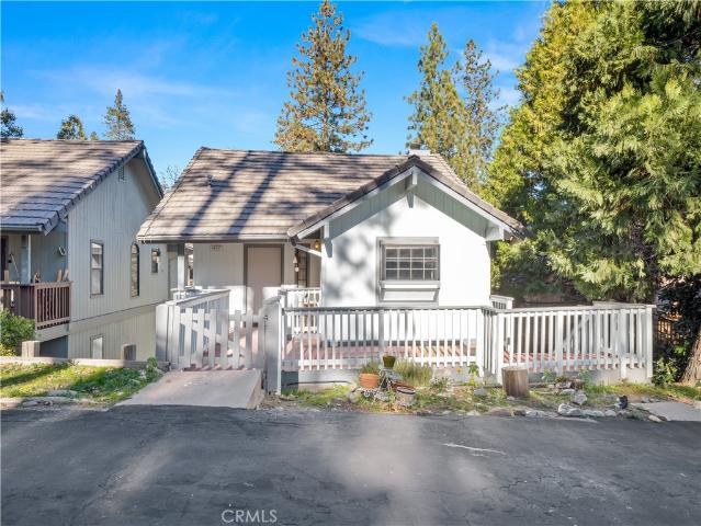 40557 Saddleback Rd, Bass Lake, CA 93604 | MLS #FR26009