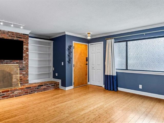 4056 Warwick Boulevard # 3