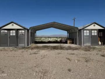 La Paz County, Arizona, USA - Parking