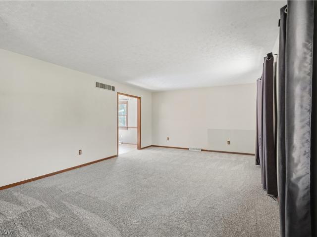 4050 Kings Court