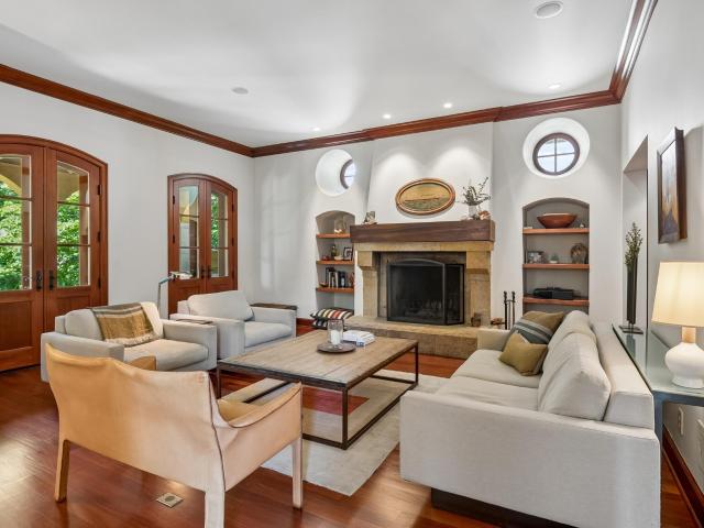 4051 Linden Hills Boulevard