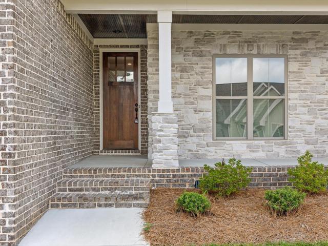 4053 Barnsley Loop