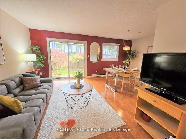 405 11 Reith Way, Thornhill | Terminated, N12590 | Condos. Ca