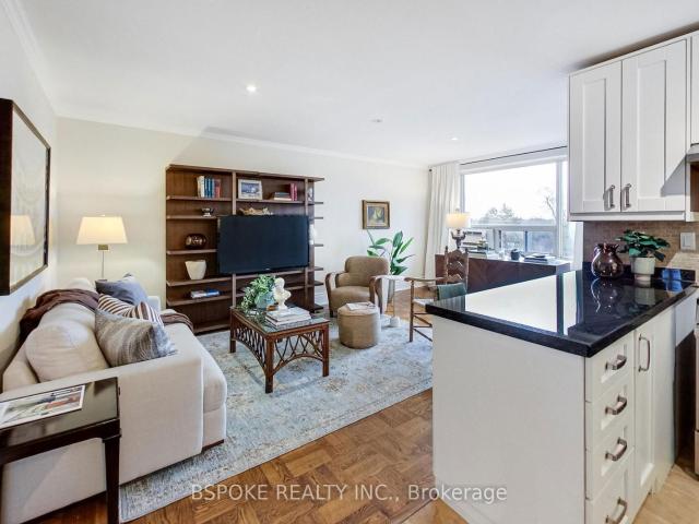 405 2 Bathurst Street N, Toronto | Sold, C12699 | Condos. Ca