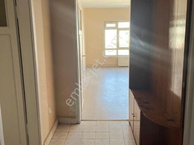 405 Cadde /eski 4. Cadde De Memur Ve Memur Kefilli Olalarak Kiralık