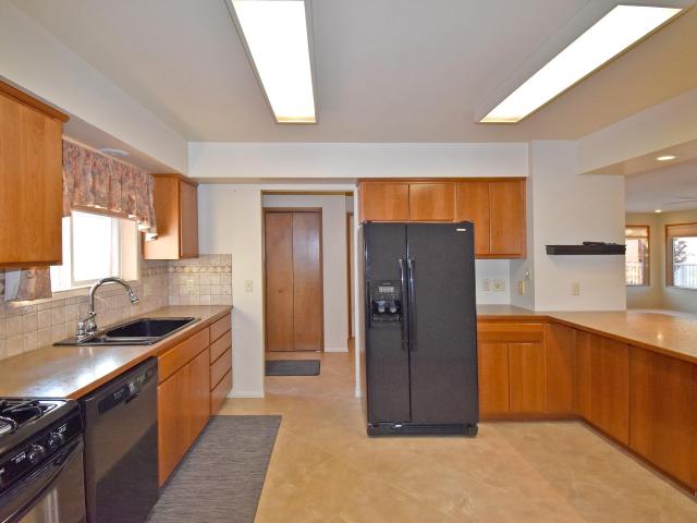 405 Crestline Circle Drive