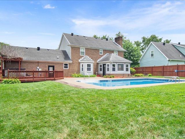 405 Brookview Drive