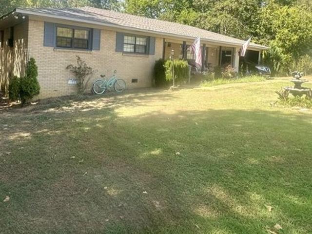 405 Brotherton St, Cherokee, AL 35616