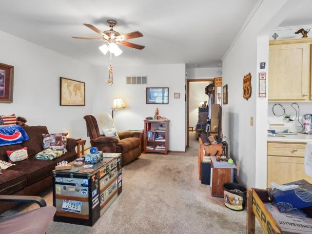 405 Gentleman Street