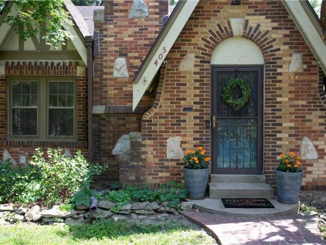 405 E 72nd Street