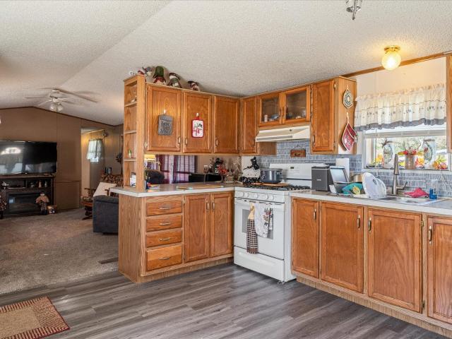 405 E Main St