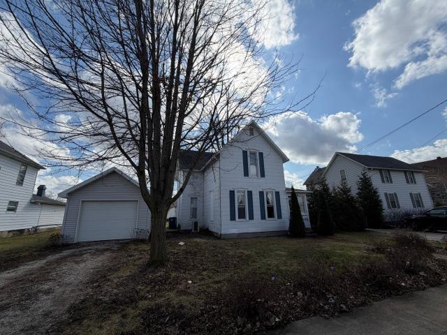 405 E Seminary Avenue