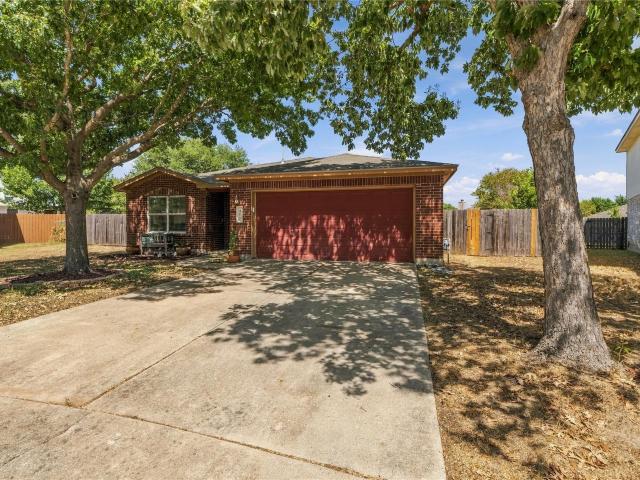 405 Fairfield Loop