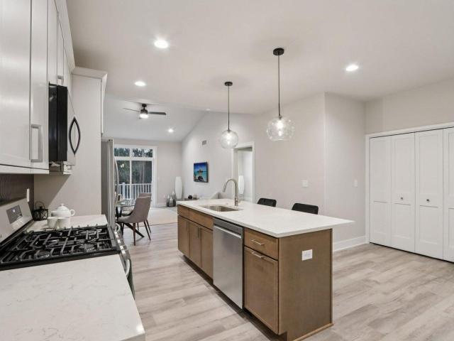 405 Falcon Ridge Dr, Unit 15