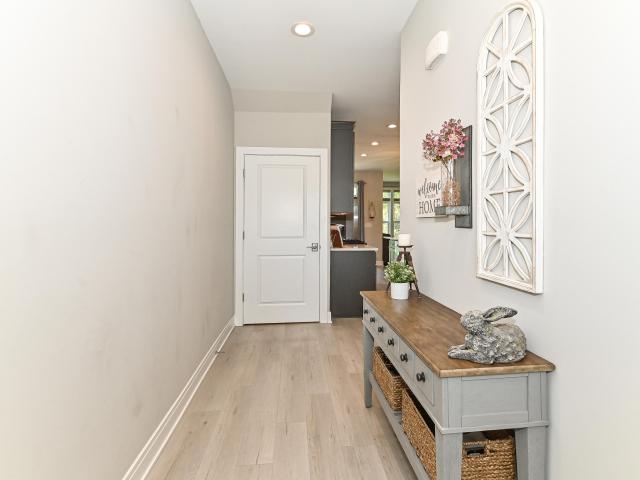 405 Falcon Ridge Dr, Unit 25