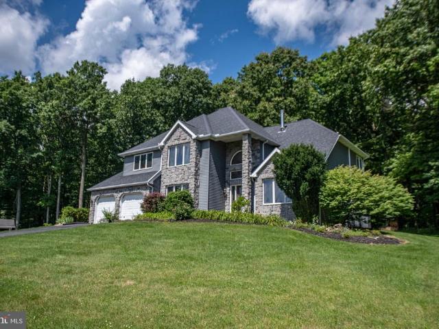 405 Houtz Lane