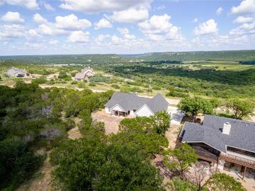 405 Oak Tree Dr, Graford, TX 76449 | MLS #20975