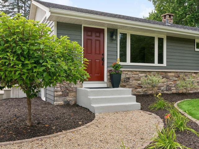405 Orchid Lane N