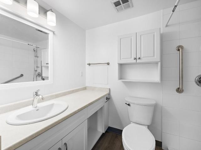 405 Park Road North Studio Apartment for Rent at 405 Park Rd N, Brantford, ON N3R 7G3 Brier Park