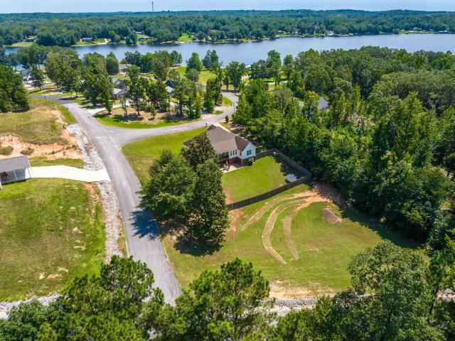 405 persimmon ln