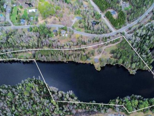 405 Rue Coupal, Mont Tremblant, QC, J8E 2P1 house for sale | Listing ID 28296 | Royal LePage