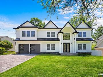 405 Valley Rd, River Edge, NJ