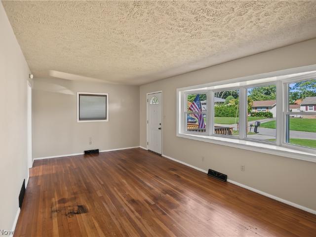 4066 Jeanette Drive SE