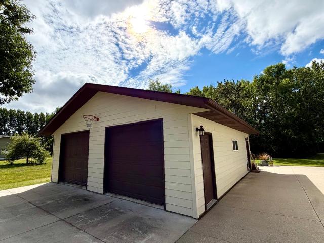 40624 Highway 11