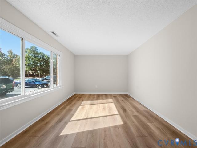 406 Alamosa Drive