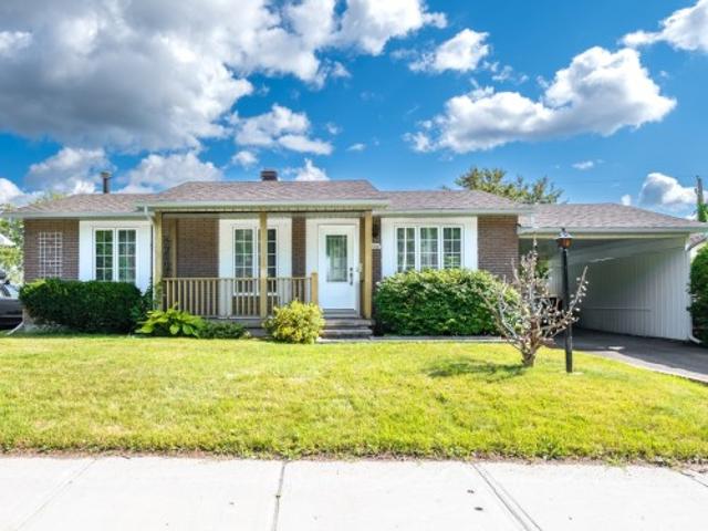 406 Boul. La Vérendrye O. Gatineau. QC, J8P 6M4 house for sale | Listing ID 28938 | Royal LePage