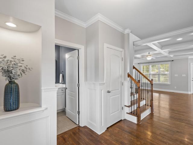 406 Bendemeer Lane