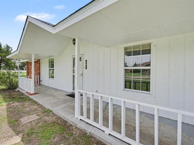 406 E Hahn Street