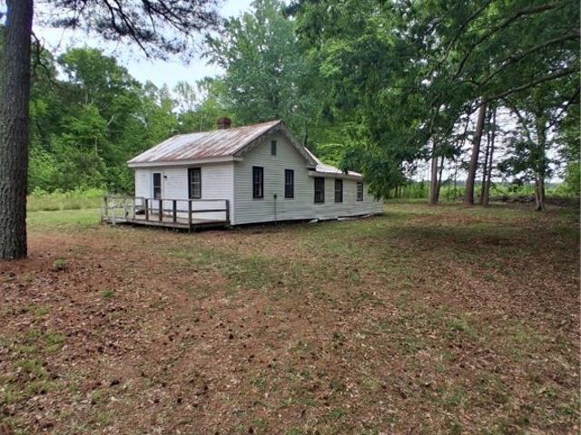 406 Hamburg Rd, Port Haywood, VA 23138 | MLS #2611