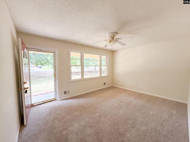 406 Lafayette Way