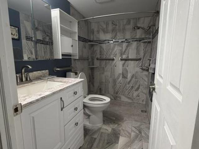 406 Summit House # 406