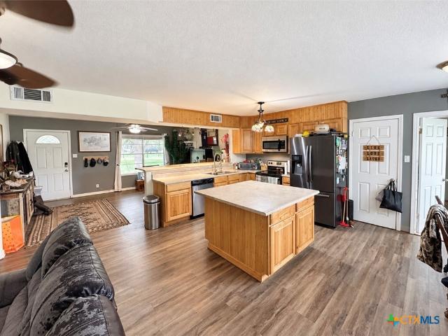 406 Royal Oak Drive