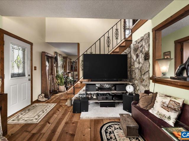 406 raccoon dr