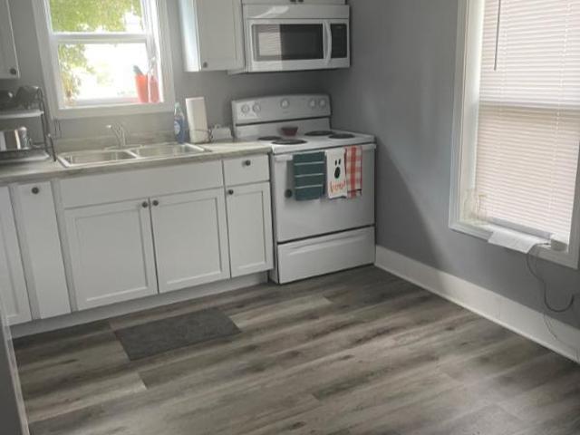 406 w morrison st
