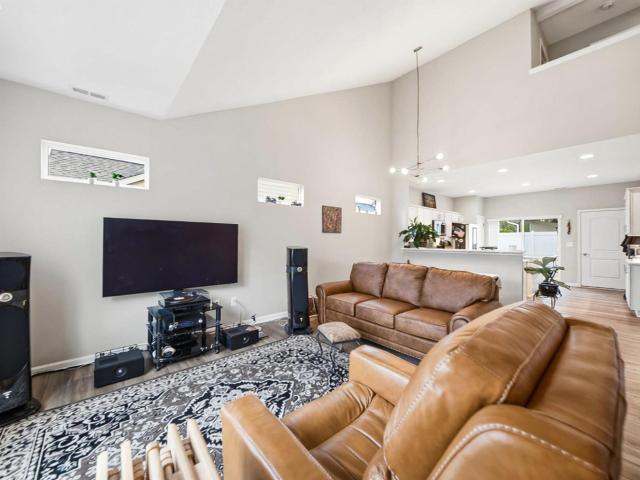 4075 Coventry Circle