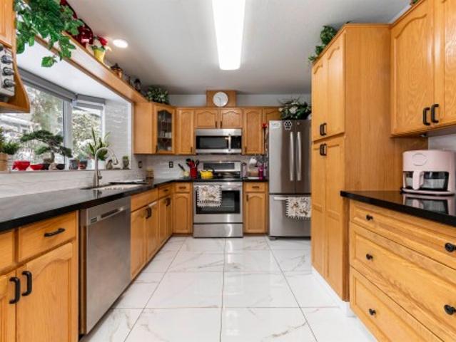 407 1964 Avenue, Langley, BC, V2Y 1L2 townhouse for sale | Listing ID R3178 | Royal LePage