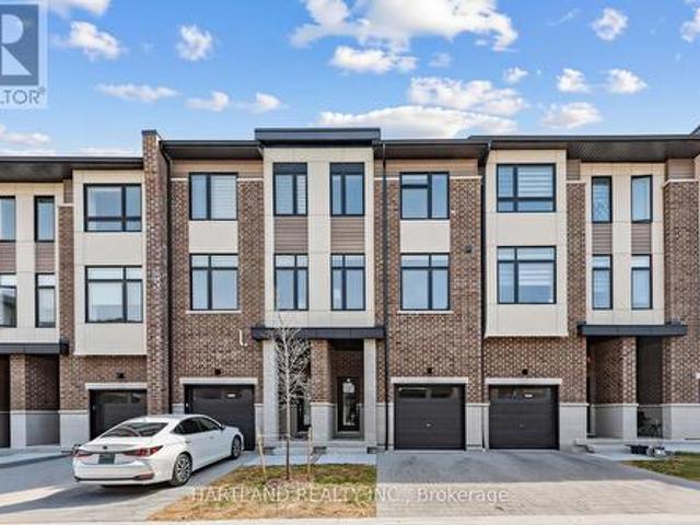 407 1 Dersan Street, Pickering, ON, L1X 0S9 house for sale | Listing ID E13805 | Royal LePage