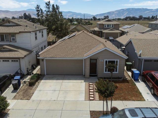 407 Cardona Circle