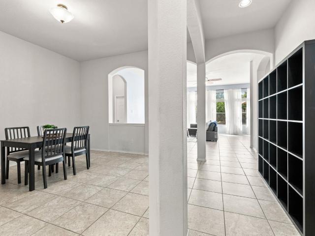 407 Chaparral Dr