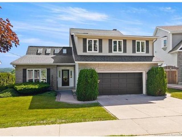 407 Aspendale Lane, Fredericton, NB, E3B 6Y3 house for sale | Listing ID NB143620 | Royal LePage