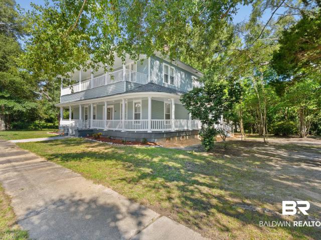 407 E 2nd Street