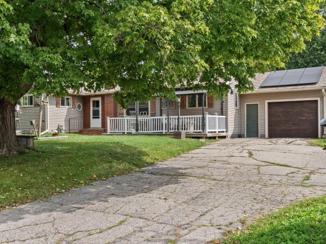 407 Long Coulee Rd