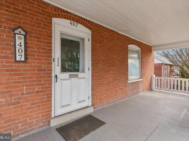 407 Lawn Avenue